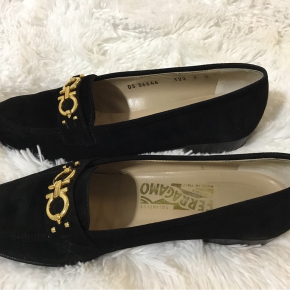 Salvatore Ferragamo Black Loafers for Women - Picture 6 of 9